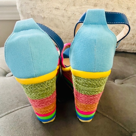 SOLD❌Neon Rainbow 🌈 Peep Toe Platform Espadrille Sandals Size 38/BRAND NEW! - Picture 6 of 13